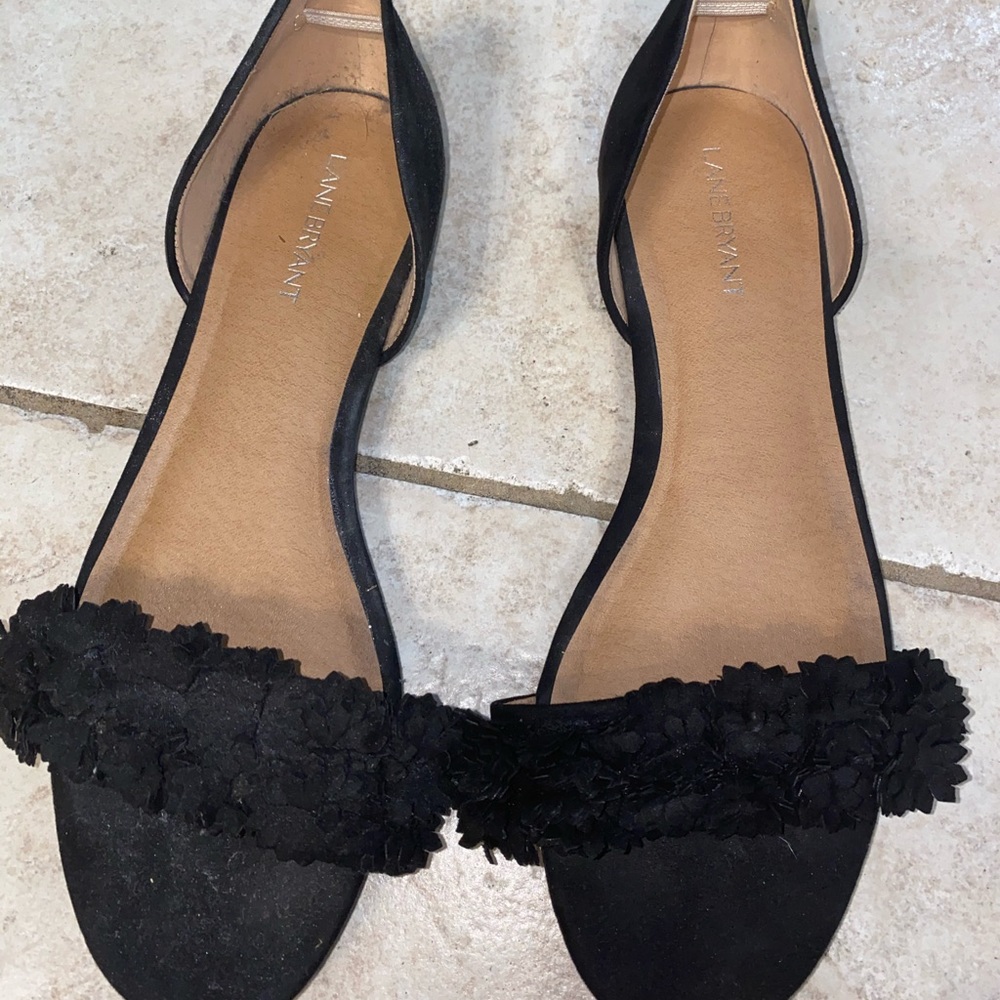 Lane Bryant slip on’s